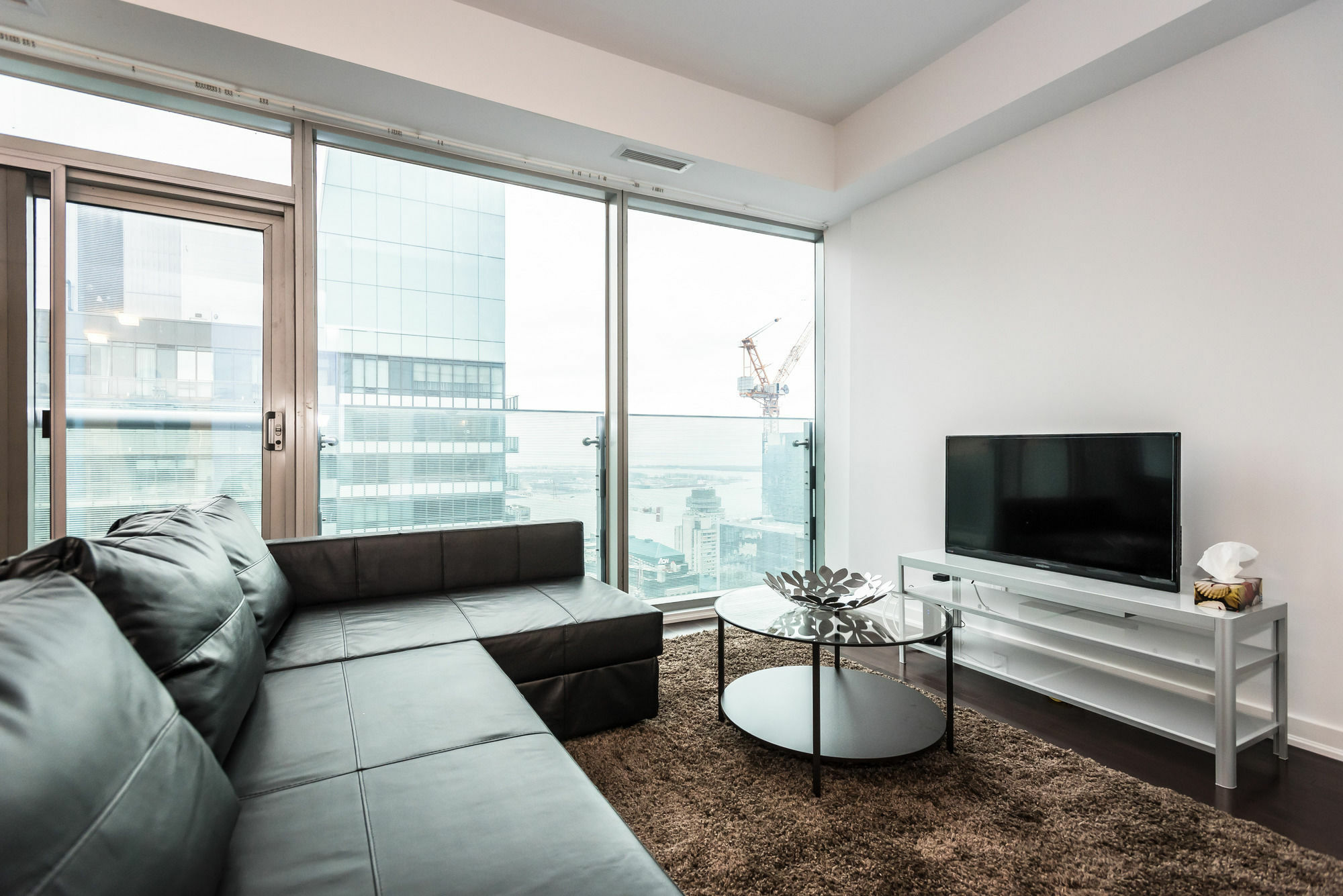 Downtown Luxury Lakeview Condo Торонто Екстер'єр фото