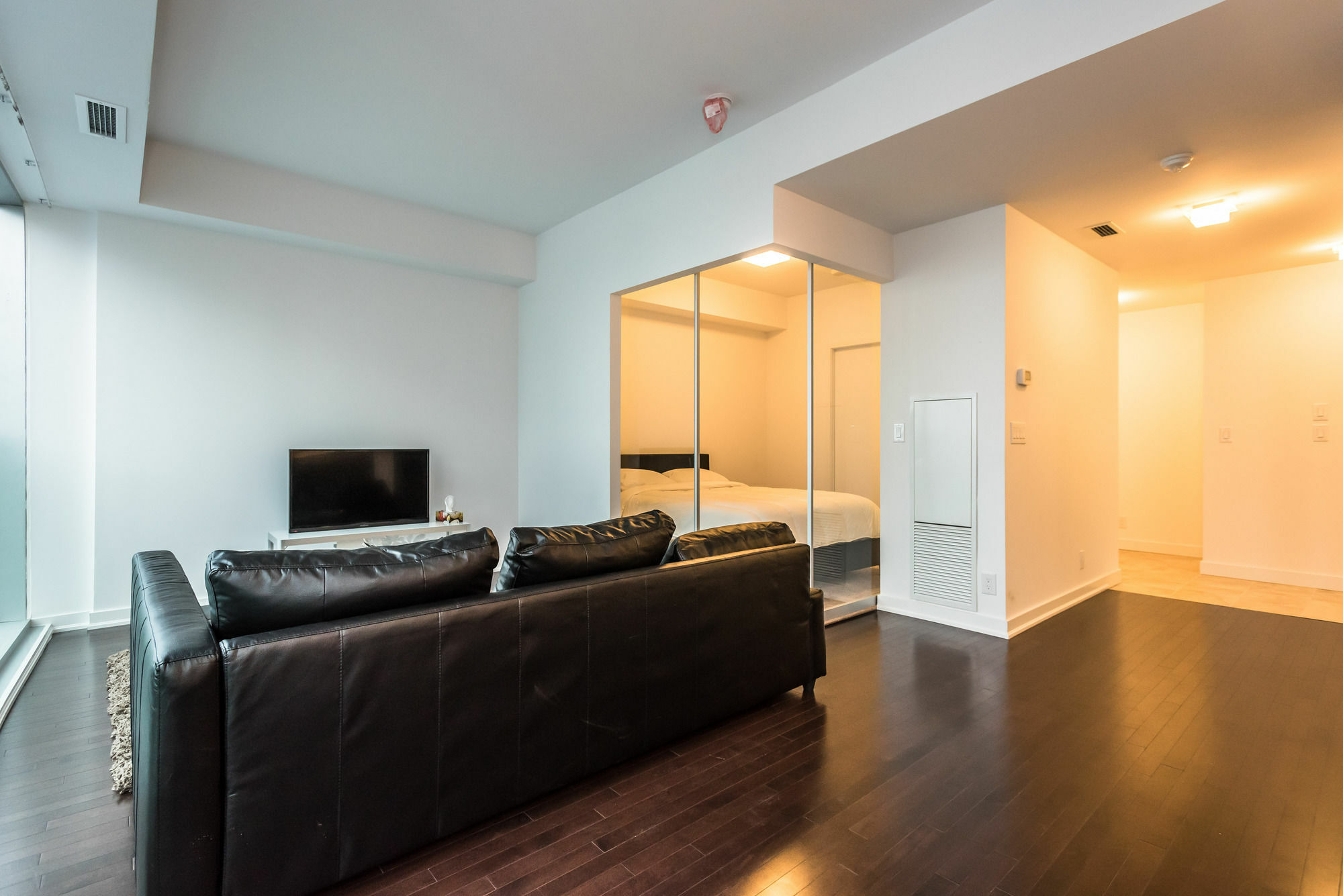 Downtown Luxury Lakeview Condo Торонто Екстер'єр фото