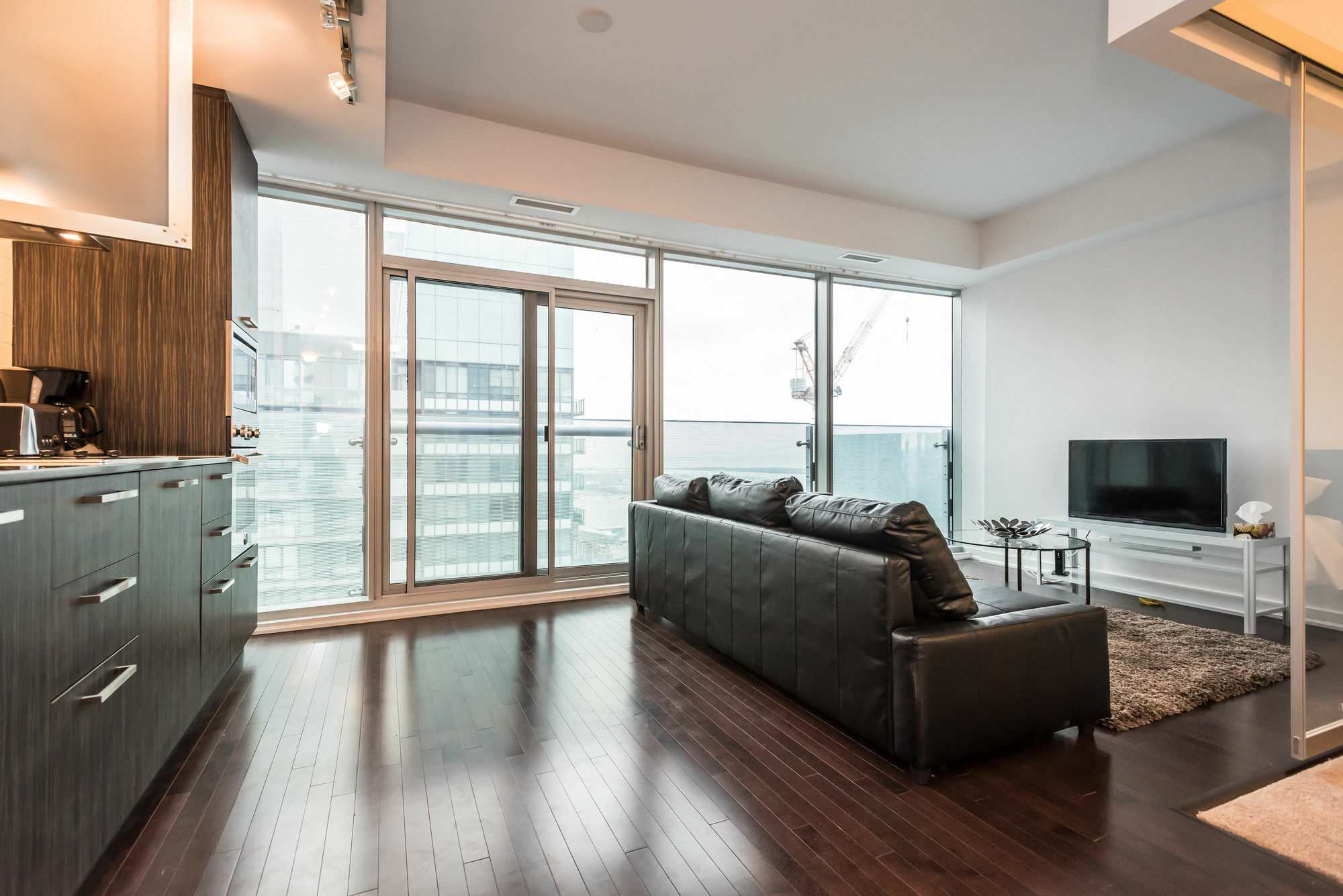 Downtown Luxury Lakeview Condo Торонто Екстер'єр фото